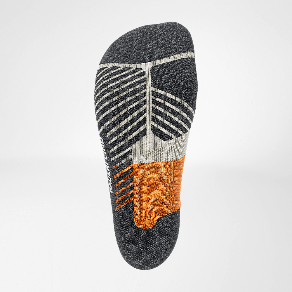 Ansicht von unten - Detailansicht der Relief Sole der Trailrun - Laufsocken