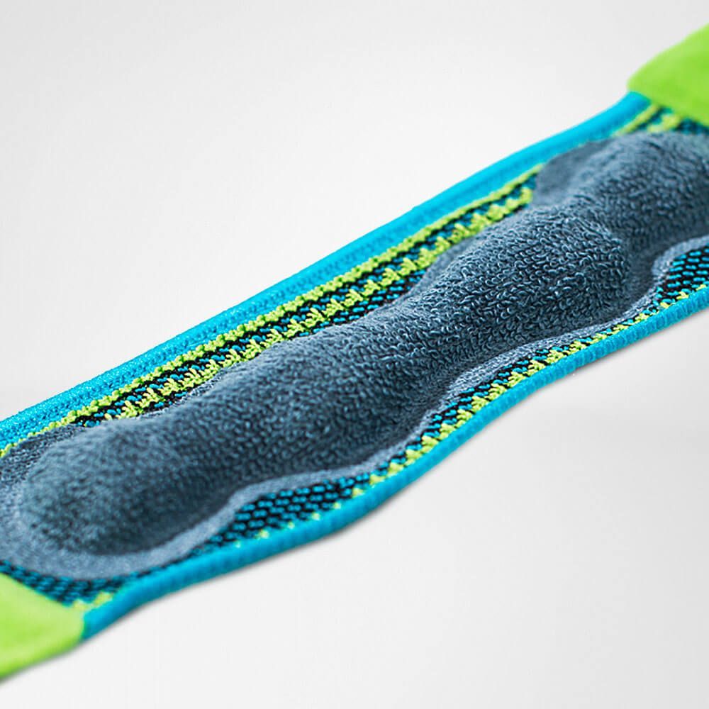 Knee Strap Detail Patella Pad Innensicht des Patellabandes für das Knie zeigt von weichem Material umschlossenen Pelotte