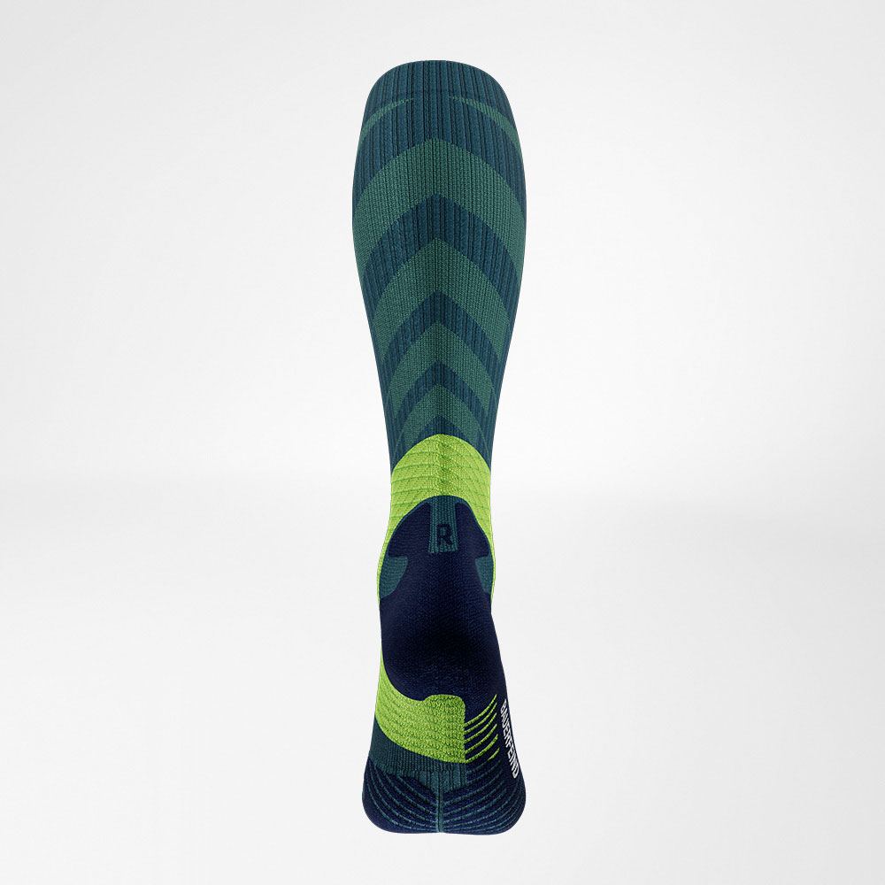 Trailrun-Laufsocken blau-grün Hinteransicht Rückansicht der blau-grünen Trailrun - Laufsocken